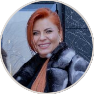 Калиничева Елена