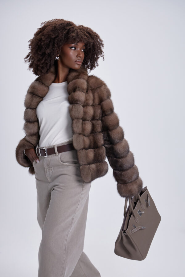 Шуба из меха соболя в оттенке торторо, Италия